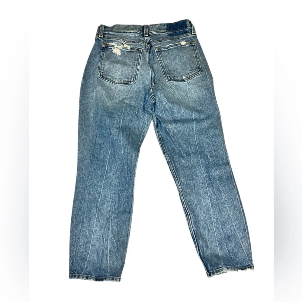 abercrombie&fitch high rise mom light wash lightly distressed jeans women’s 27” - Picture 7 of 11